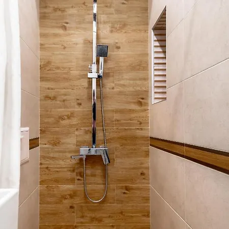 Διαμέρισμα Charming One-bedroom Flat With Access To Garden Σόφια